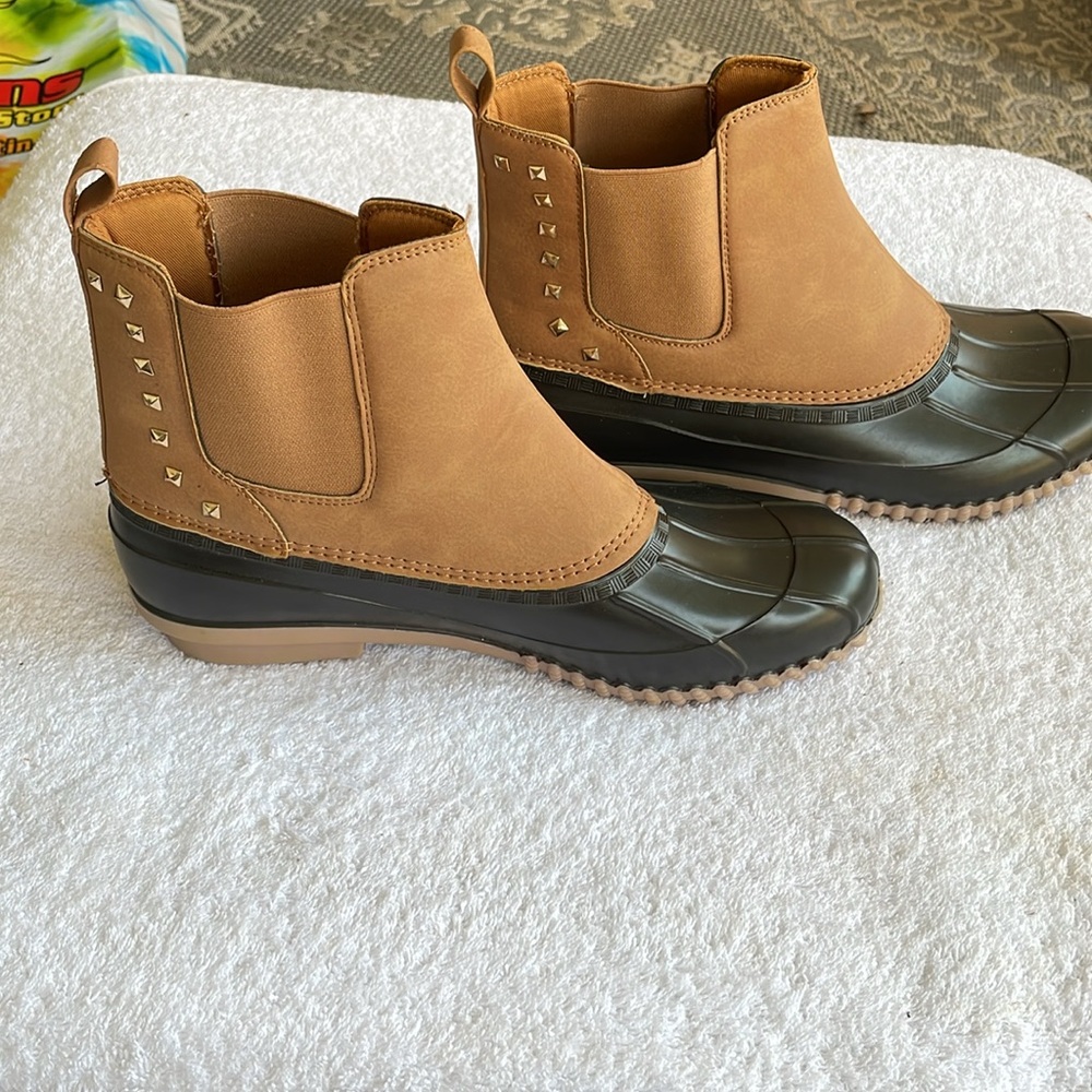 NEW Newlin Duck Boot (Women) Steve Madden Size Women’s 11 Tan - Picture 8 of 12